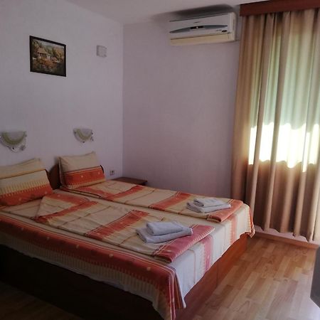 Hotel Strinava Primorsko Luaran gambar