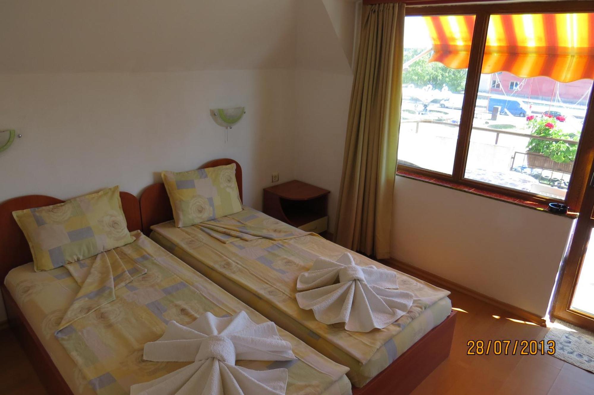 Hotel Strinava Primorsko Luaran gambar